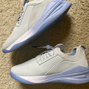 Clove healthcare shoes